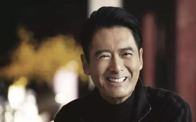 这部爆笑喜剧电影,将以三位主要演员为线索,连接其他十二金刚,成为