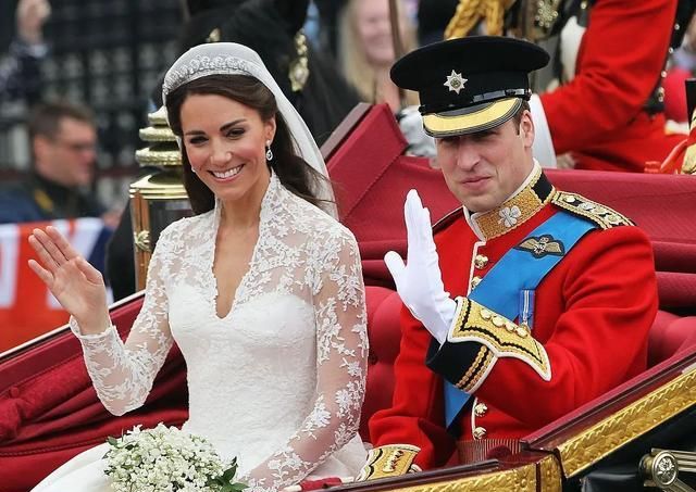 兰花鉴赏|英国凯特王妃婚礼上捧花——铃兰花