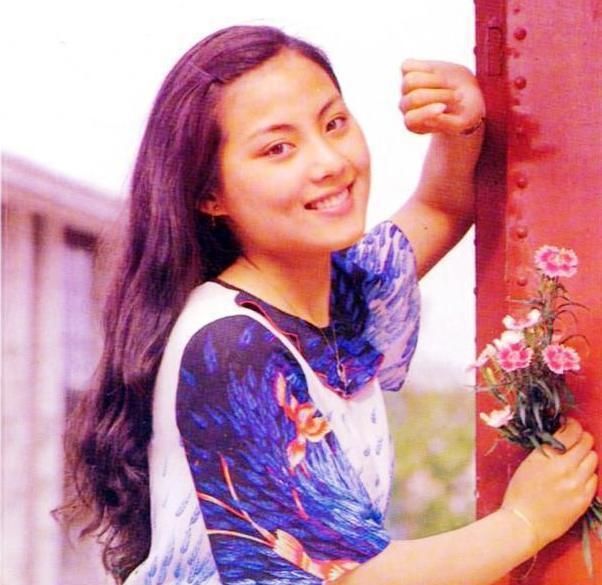 1995年,乐韵"被"3人"推下"13楼,母亲转身就走拒绝为她收尸|乐韵|罗烈