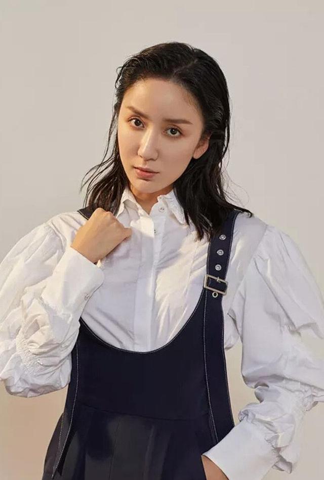 娄艺潇这么有料!曾经的国家二级运动员,一件体操服让你流鼻血