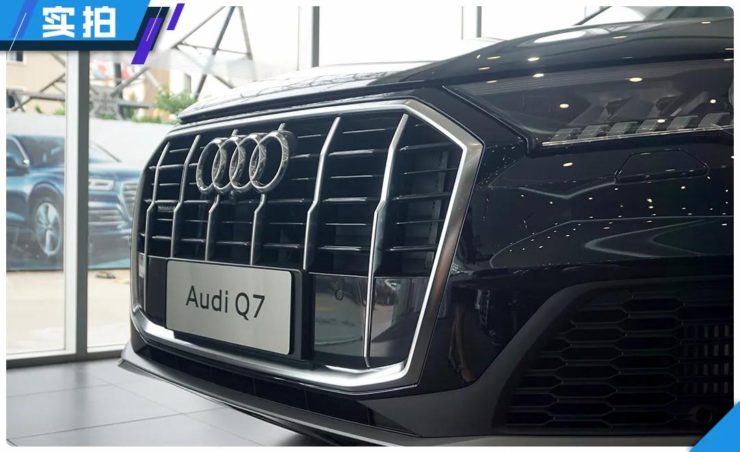 真正的豪华车！新款奥迪Q7到店实拍，销售居然说供不应求