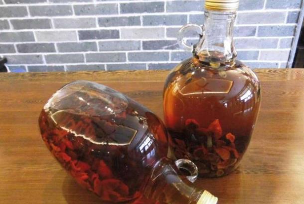 韭菜籽泡酒没几个人喝多但这些好处却让人受益匪浅不妨试试