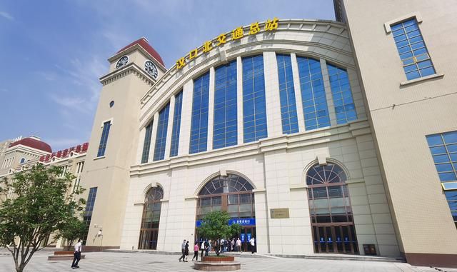 汉口北客运中心今日投入运营 客运班线覆盖17省