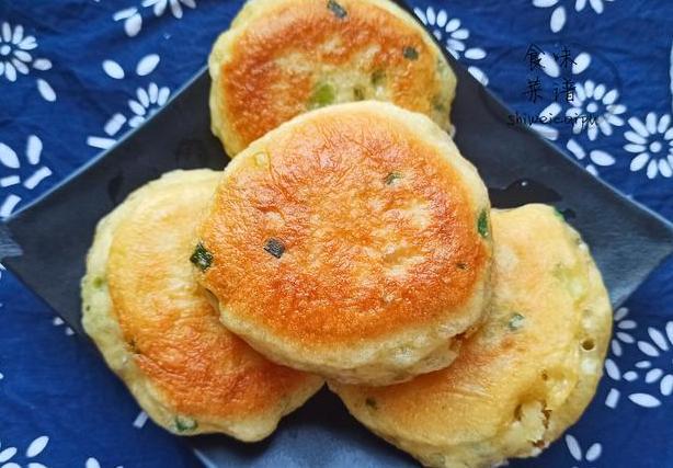 香酥可口的炸茄饼,比肉还好吃,早餐吃面食,香酥脆口,味道赞