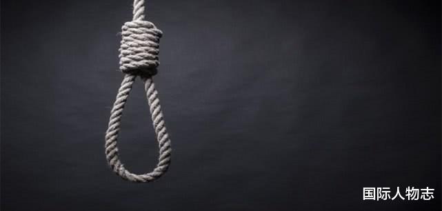 美国女子离奇吊死在壁橱内,两个年幼儿子头套塑料袋死在她身边