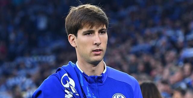 摩纳哥和尼斯都对美国边锋康拉德·德拉富恩特(18岁)表示了兴趣,希望