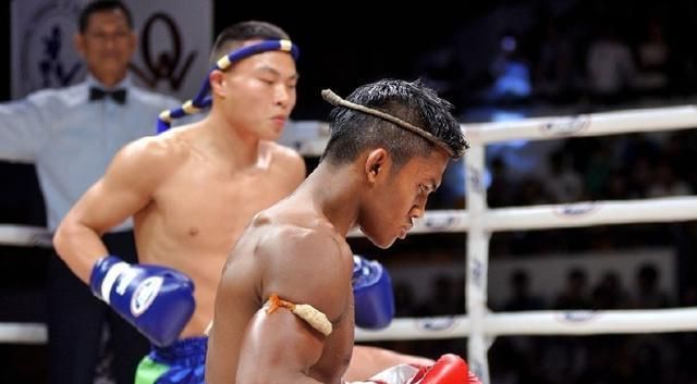 踢断芭蕉树的泰国拳王播求,身价已超10亿,平时竟吃得如此艰苦