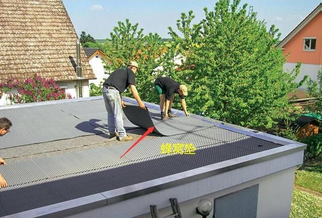 等我回农村,就学国外做20cm厚屋顶隔热层