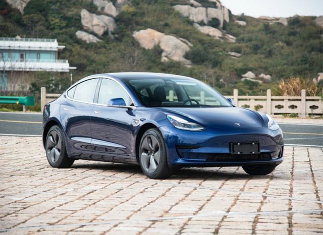 硬杠国产Model 3，造车新势力指望不上？比亚迪汉能如愿以偿吗？