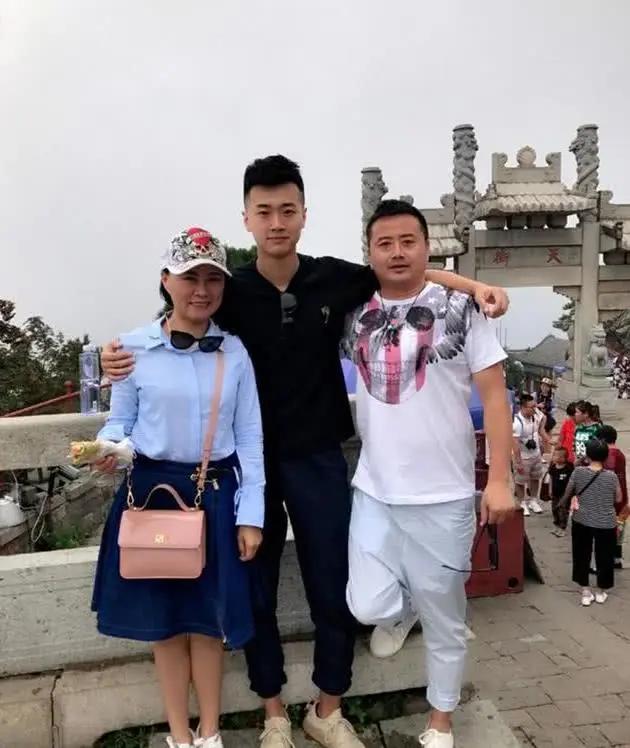 《乡村爱情》中演技最好的女演员,丈夫儿子都是大帅哥