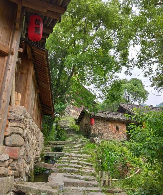 藏在浙江省深山内的小村庄,古朴典雅,游客稀少
