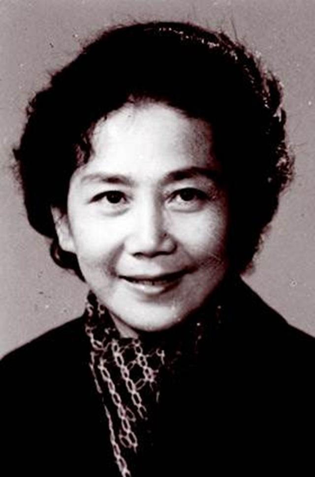 王蓓与白桦才子佳人的爱情磨难她失忆后只记得爱人