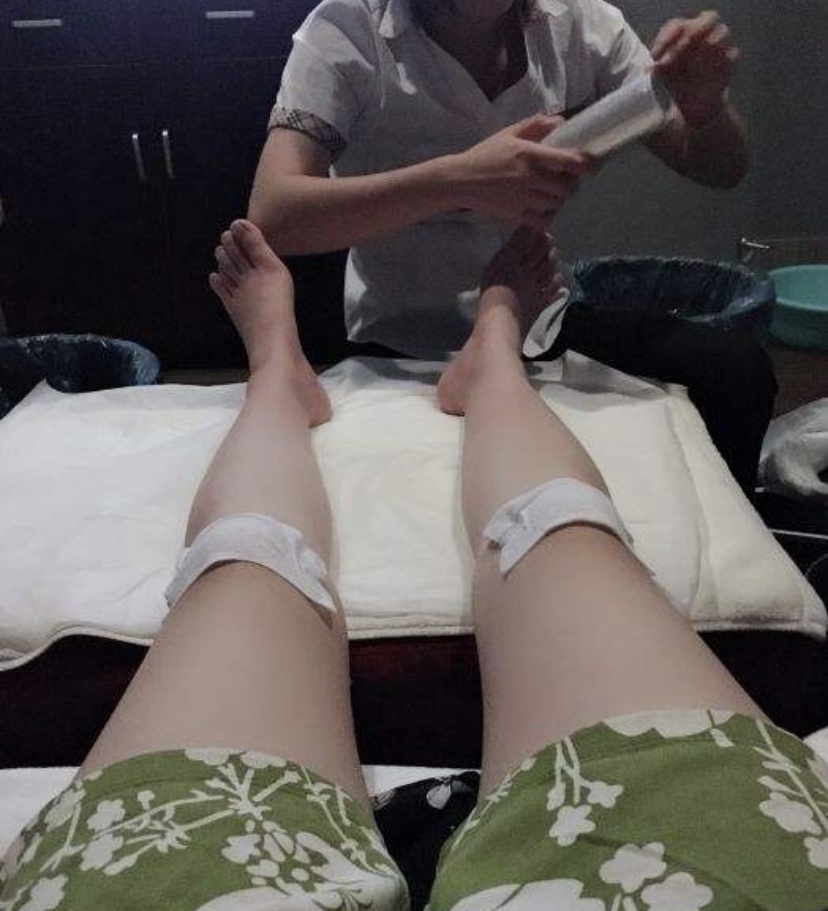 足疗店妹纸像当红女星火了长相过分美貌因被围观暂停营业