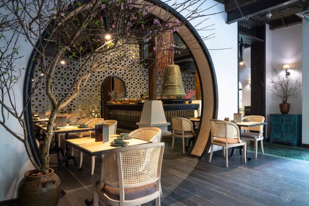 空间| 醉美禅意餐厅,看着简单质朴又很有设计感!