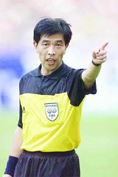 受贿81万入狱5年,出狱后的亚洲"金哨"陆俊现状如何?