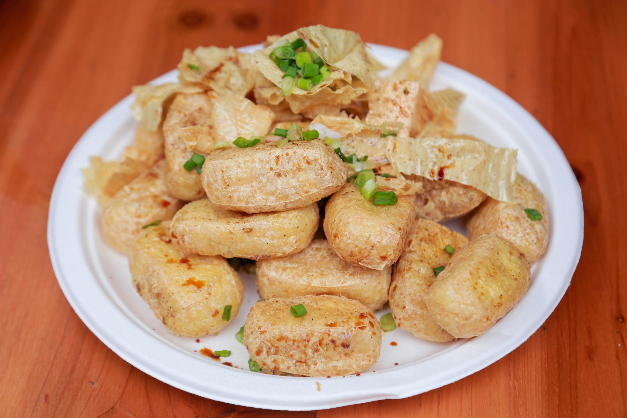 打卡宁海周边古镇的幽静时光 ,品尝前童三宝