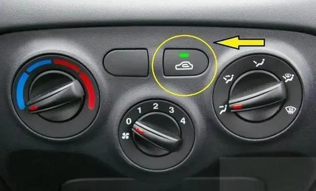 夏天汽车在外暴晒后, 车内温度非常高, 只需要一个按钮, 就可解决