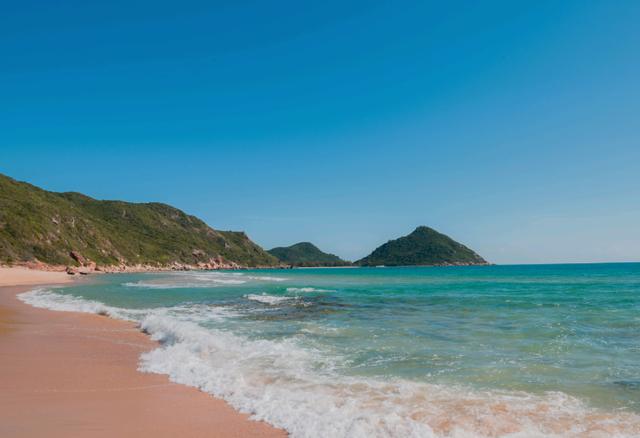 海南岛东海岸线最长的沙滩一片原始静谧的绝美之地却少有人知