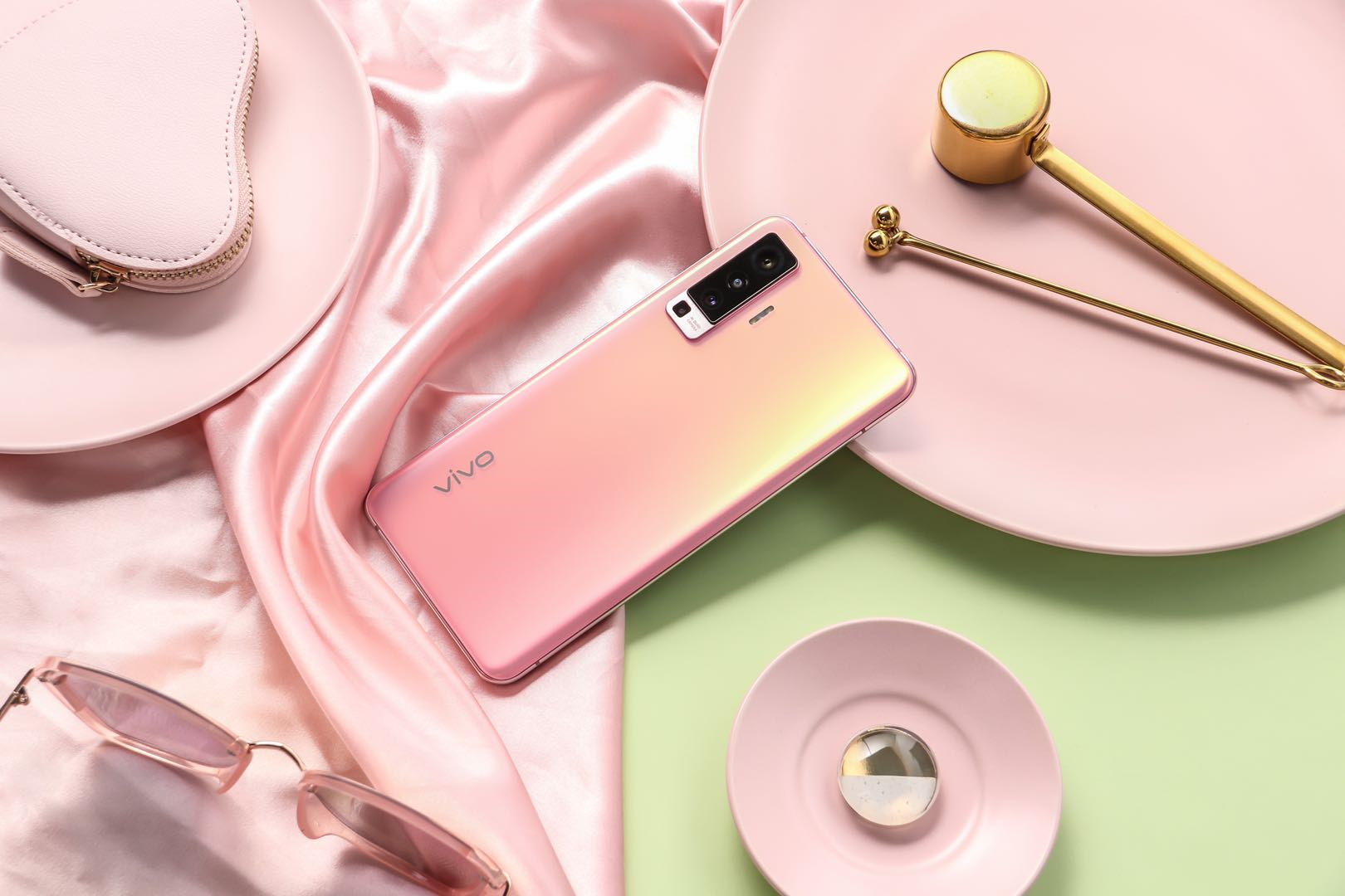 手机影像再实现革新性突破vivox50预售全面开启