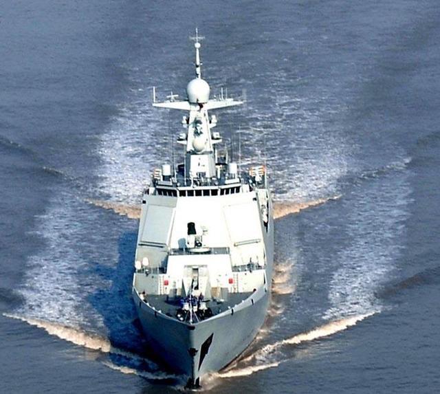 中国2艘052d驱逐舰下水,北海舰队组建神盾编队,可发射巡航导弹