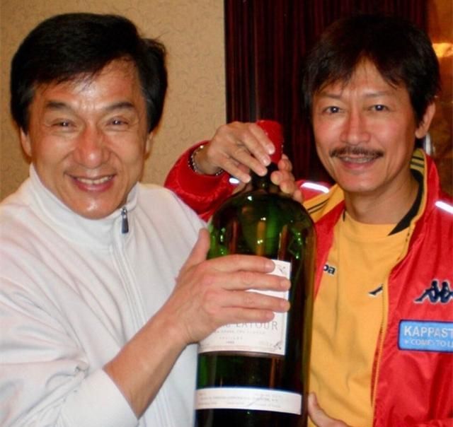 陈勋奇晒照悼念去世女儿,6年了心情依旧难过,网友劝他别再自责