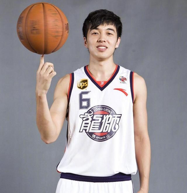 深度:老而弥坚,33岁的曾令旭