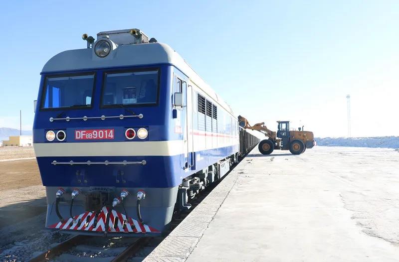 中铁十六局铁运公司锡北铁路运营指挥部行稳致远勇争先