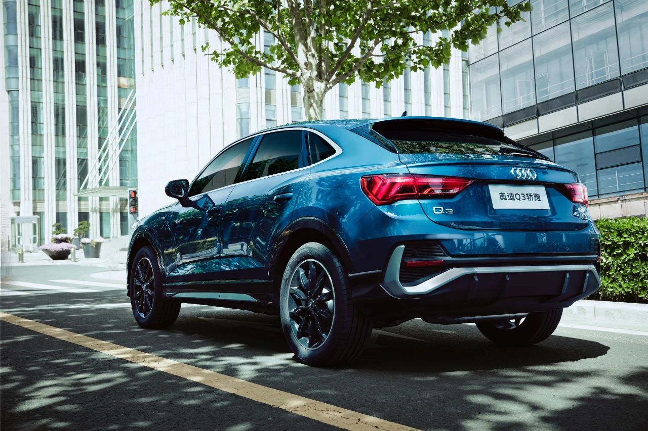 奥迪q3轿跑版你看我帅得像小q8吗