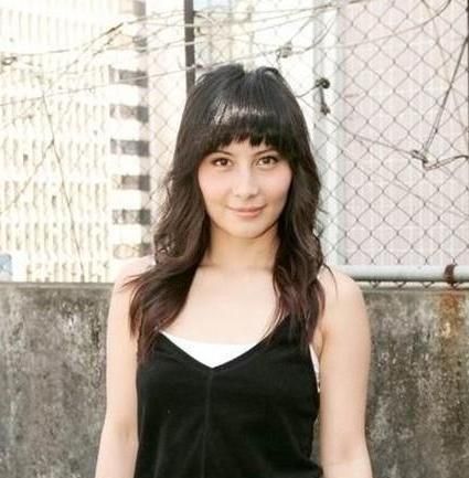 拒绝豪门联姻,赌王最任性的女儿何超仪:三太四太是我爸的阿三