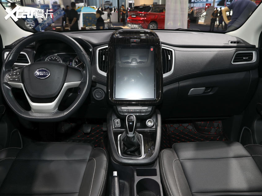 swm斯威x7冠军版正式上市 售6.39万元