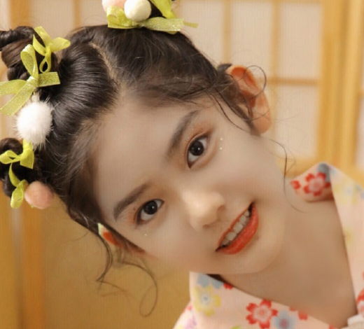 又发现了一位宝藏女孩14岁的她堪比明星她就是赵蕴卓