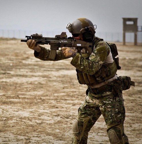 美国特种部队的突击步枪scar自由切换口径满足各种需求