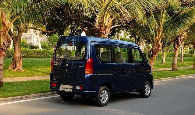 而浪迪作为一款微型面包车,更是将性价比