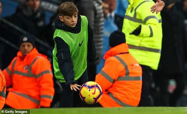 可能再次使较大的球队和豪门队伍受益,尤其是利物浦和曼城这样的球队