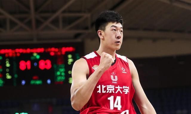 cba状元直播教学示范板凳球员如何正确挥毛巾皮一下很开心