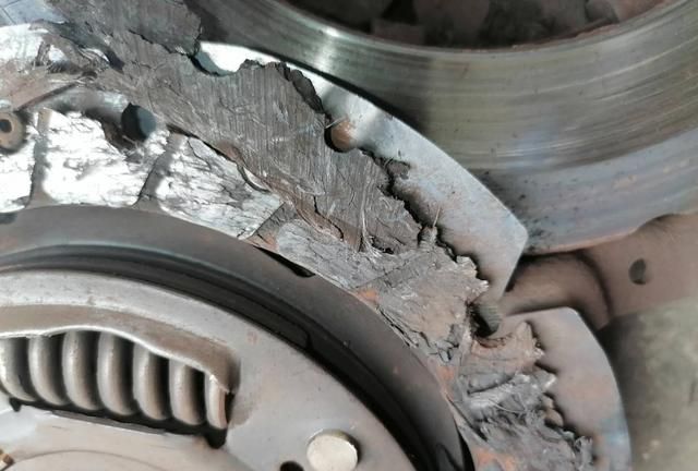 离合器打滑的原因有哪些 离合器打滑的原因有哪些?