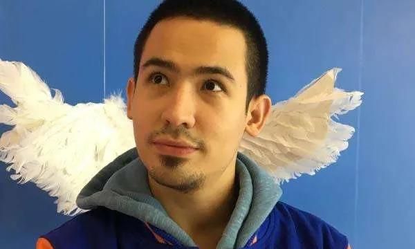 公司回应:无限期停止其所有工作|艾力|无限期|艺人_新浪新闻