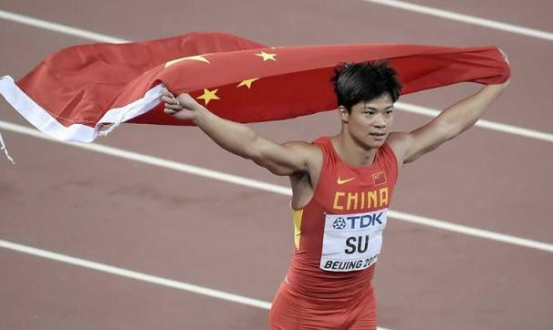 她出身农村曾在餐厅打工被教练选中如今成中国女子短跑名将