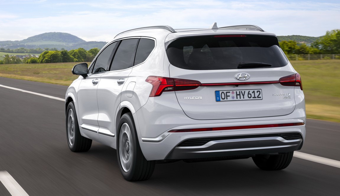 基于第三代i-gmp平台打造/预计九月上市 新款现代胜达官图发布