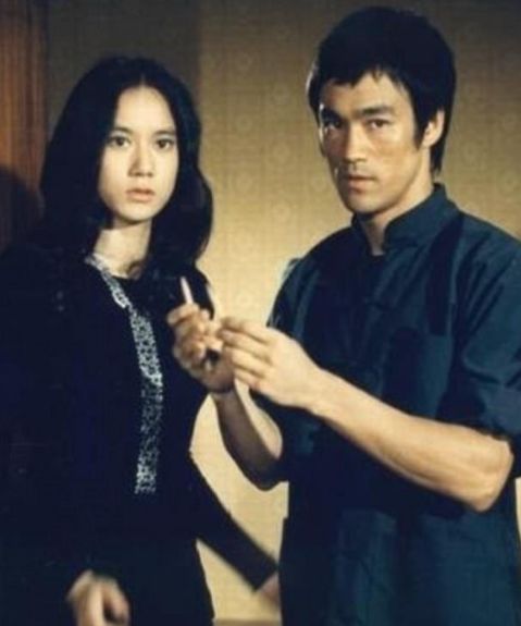 因长太美跟李小龙拍戏时传出绯闻如今67岁单身未婚