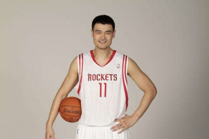 盘点中国体育界影响力大的前3位，姚明屈居“季军”！|_新浪体育_新浪新闻