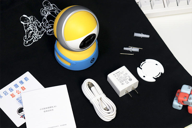 小黄人推迟上映大眼萌先进我家小白智能摄像机a1体验