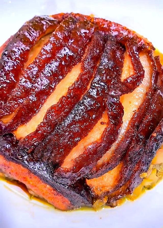 乡下特色酸菜扣肉,软烂香糯,一锅米饭根本不够