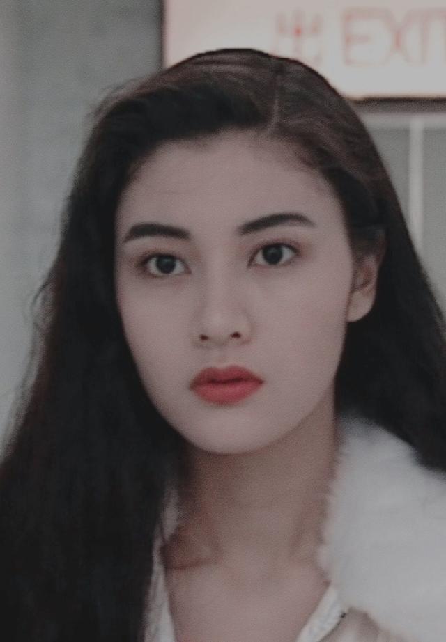 李嘉欣:这是我18岁,周慧敏:这是我18岁,周海媚:麻烦让让