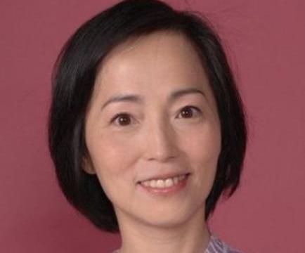 苑琼丹：经历三段感情，和林正英爱别离，嫁给现任，收获幸福|时候|黄乃扬_新浪新闻