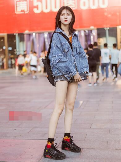 女孩子穿上aj也同样可以时尚前卫|小姐姐|时尚|乔丹_新浪新闻