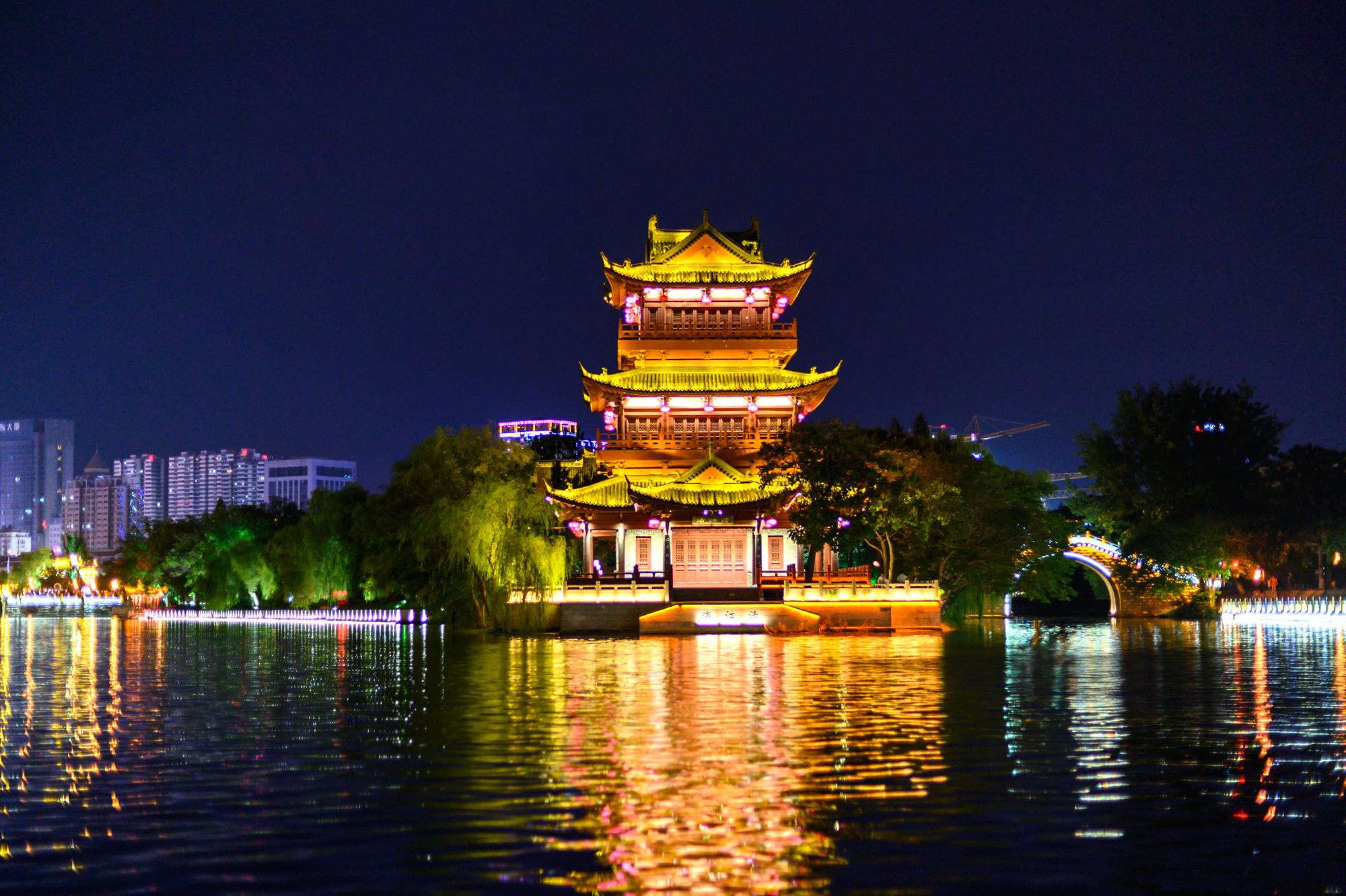 京杭大运河最早的河段,灯火辉煌夜色撩人|长廊|里运河|淮安_新浪新闻