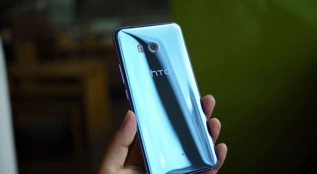 不服输,htc desire 20 pro新机硬件曝光,外观逐渐大众化
