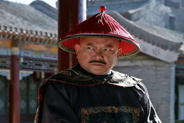 和珅赈灾时在粥里放沙子,乾隆大力赞赏,百年后又被世界肯定