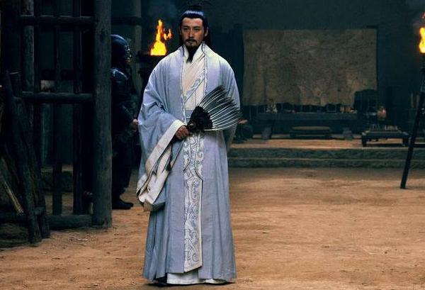 有着神一样的父亲,自己却很无能,成为马谡第二,加速了蜀汉灭亡